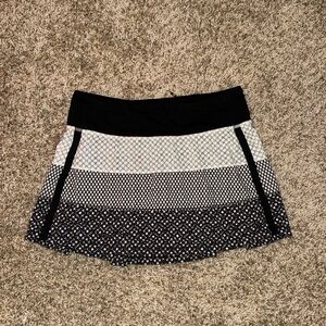 Lululemon Pace Rival Black and White Mini Skirt
